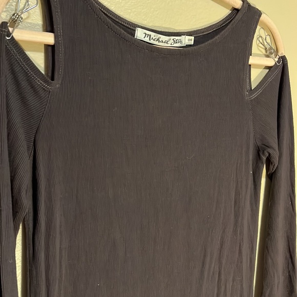 Michael Stars cold shoulder top - Picture 2 of 5